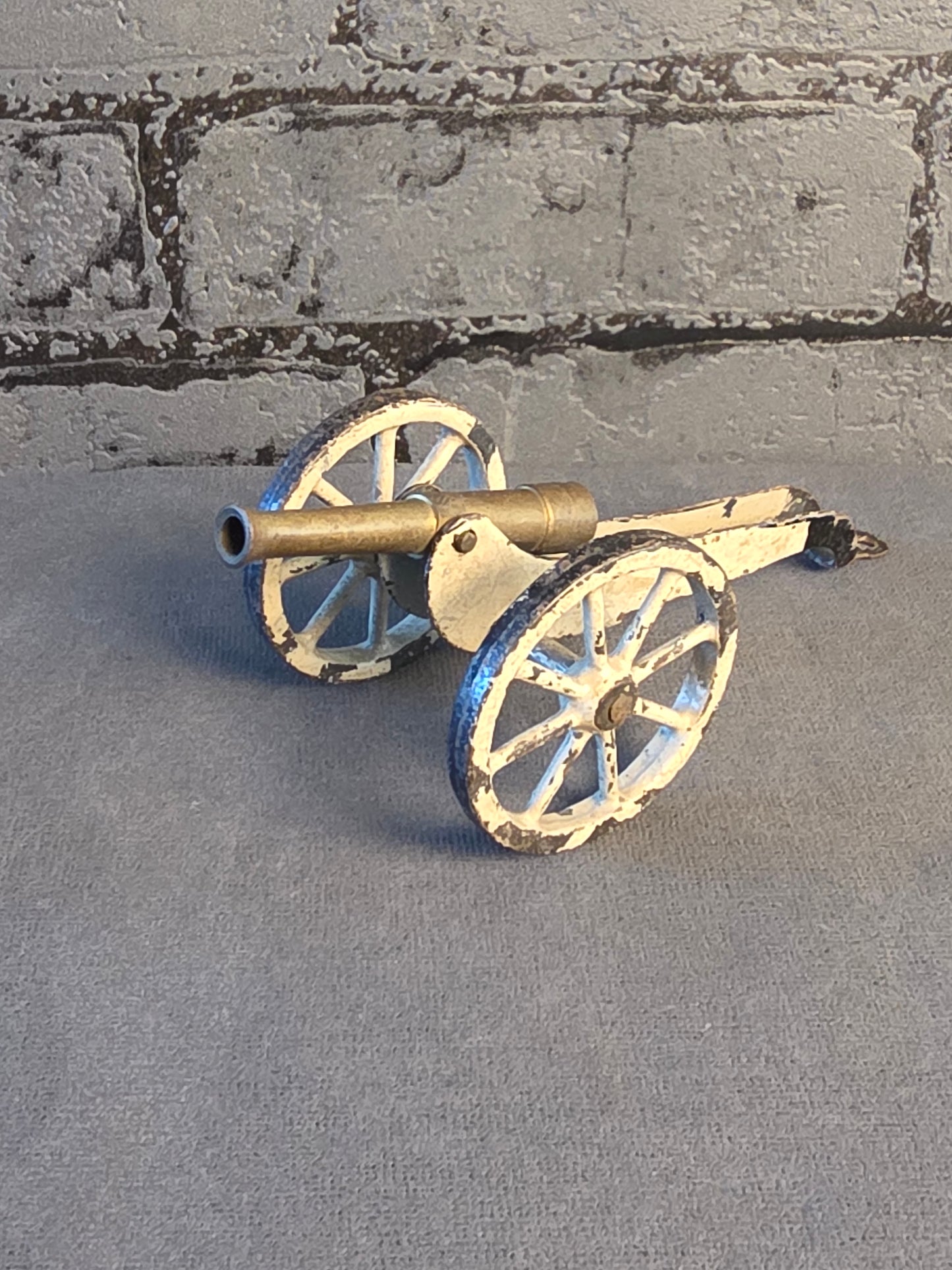 Antik Kanon 16 cm.