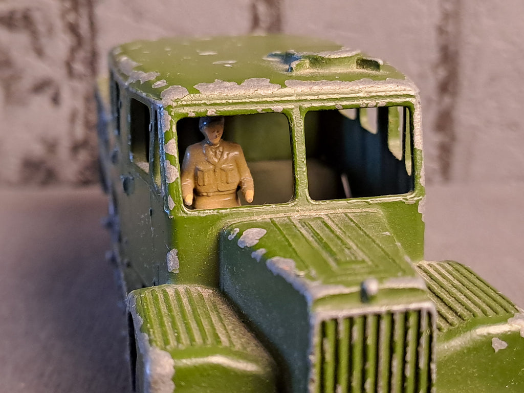 Dinky Supertoys Artillery Tractor