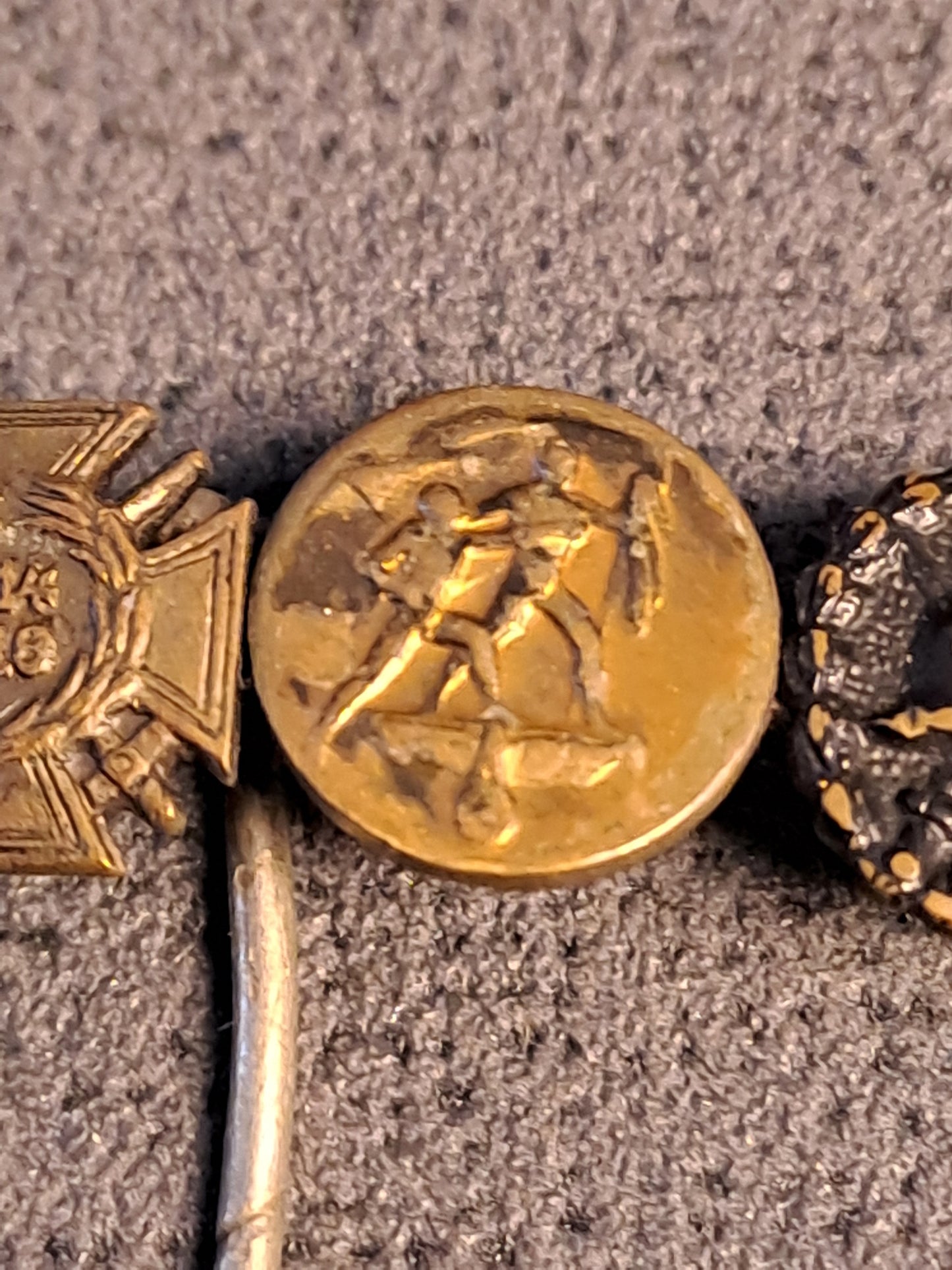 WW1/WW2 German Miniature Medal Pin / WW1/WW2 Tysk Miniature Medalje Pin