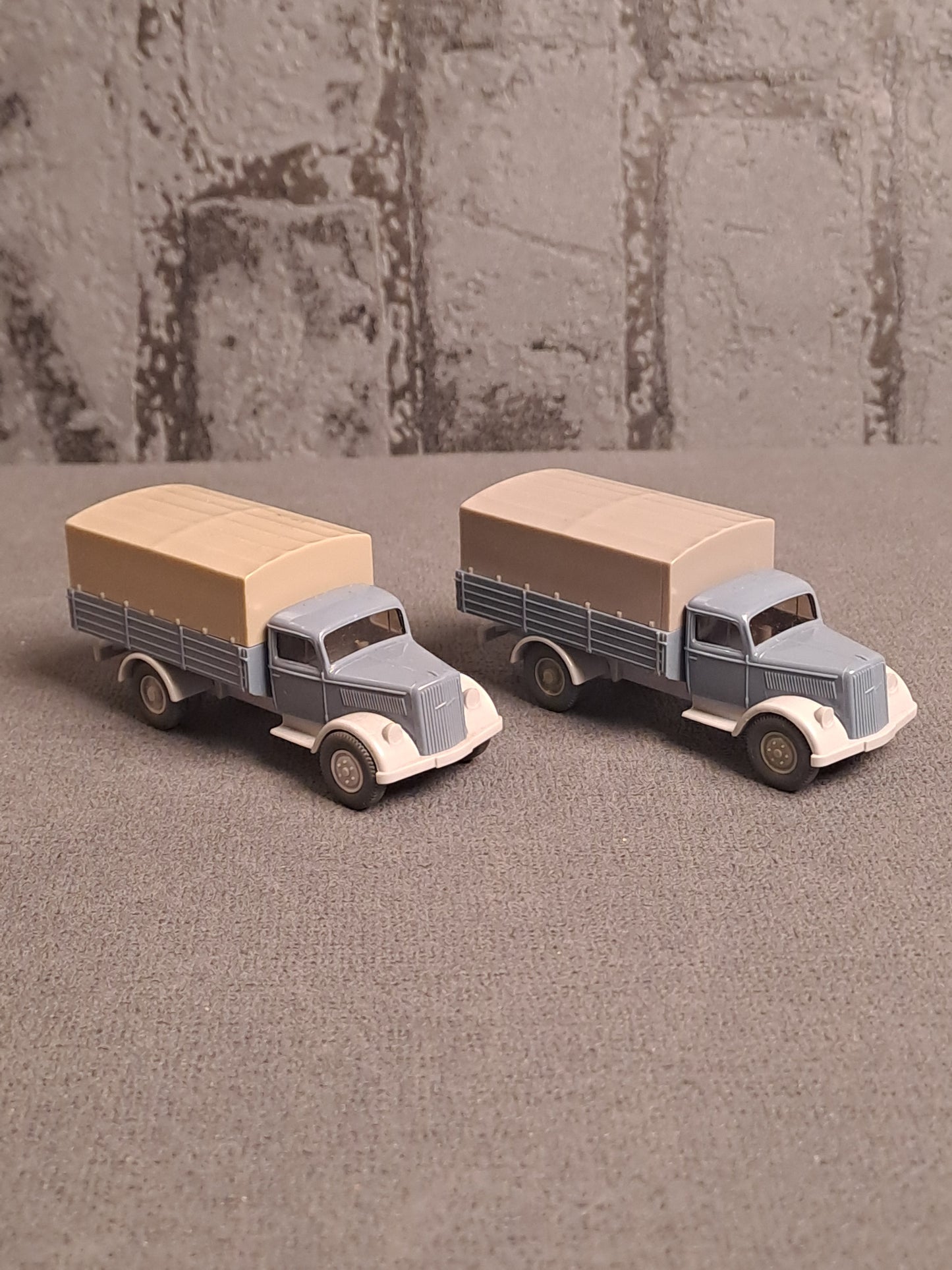 Wiking Opel Blitz x2