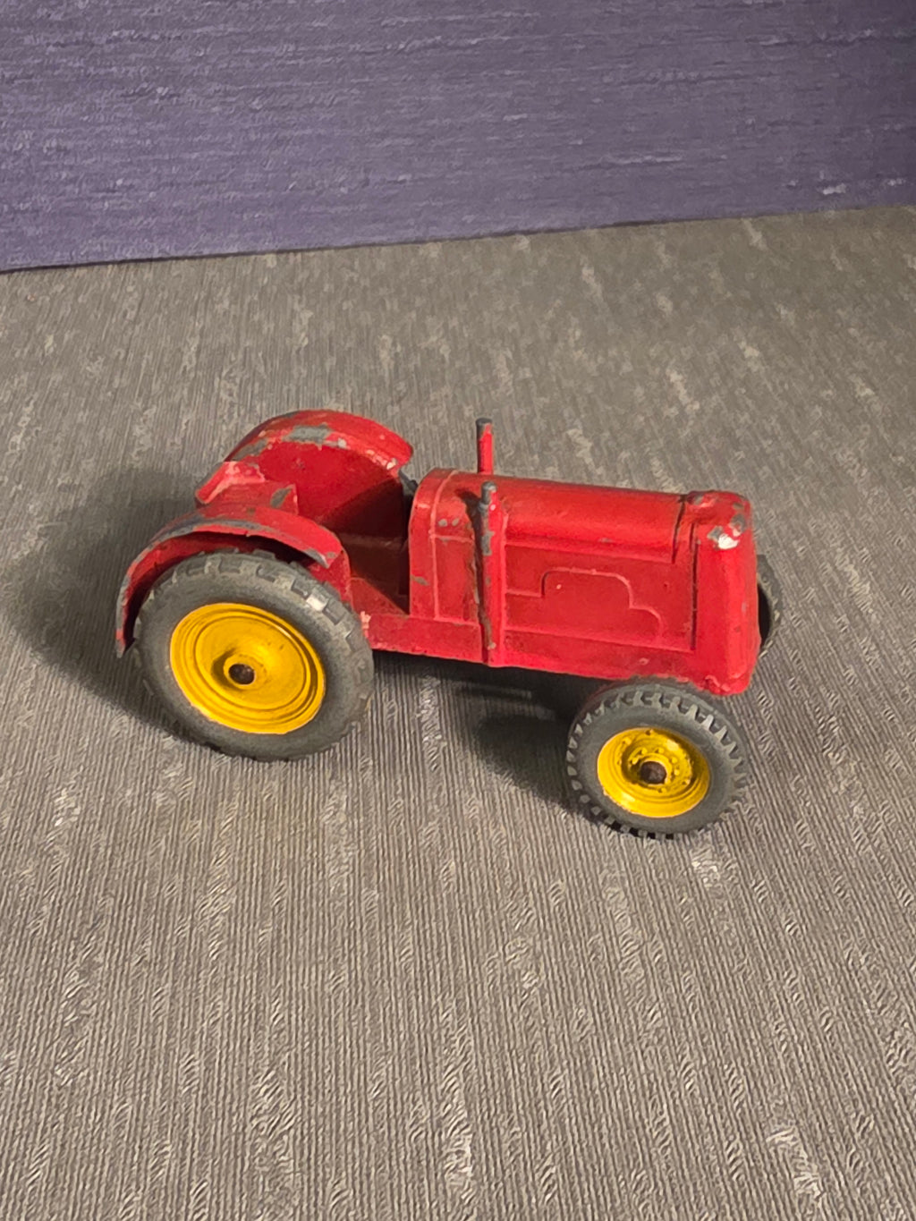 Charbens Traktor
