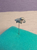 Needle elephant