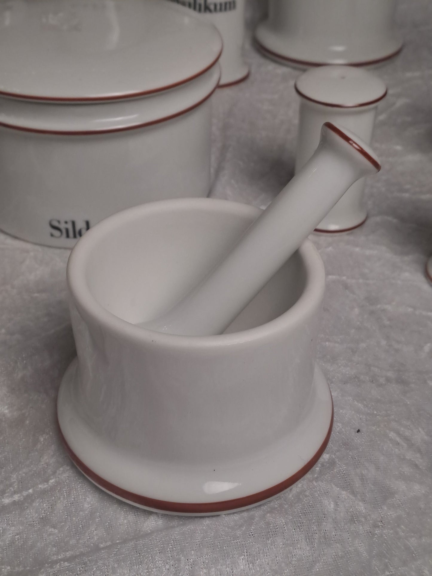 Bing & Groendahl Spice Jars / Bing & Grøndahl Krydderikrukker