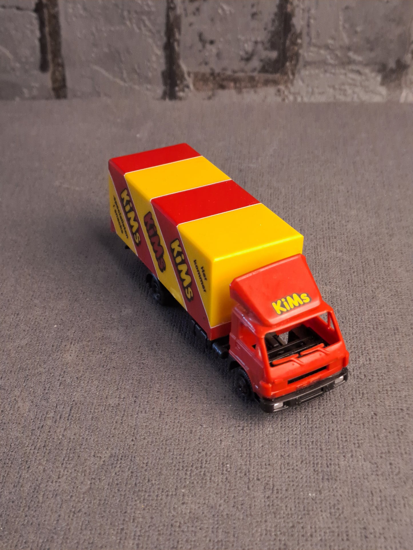 Herpa Truck Kims Company / Herpa Lastbil Kims Chips