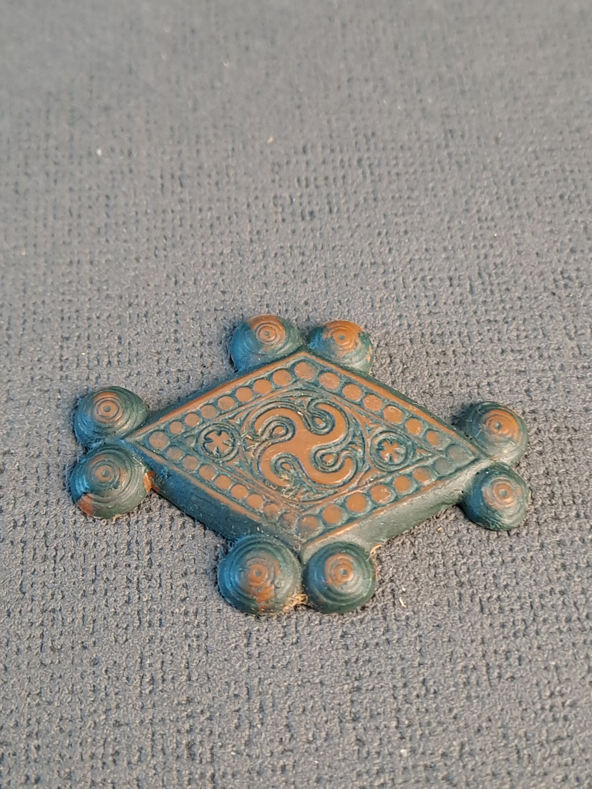 WHW Badge 1941-42